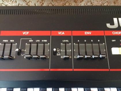 Roland Juno 60 Keyboard Synthesizer