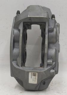 Bremssattel vorne links BASE BREMBO ohne Federbeläge und Stifte Tesla Modell 3 1