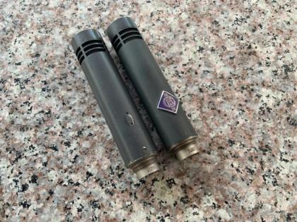 2 X Neumann KM 84 Kondensator Mikrofone