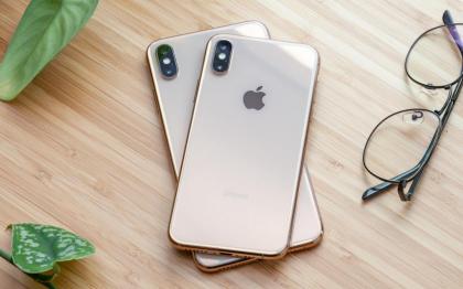 Apple iPhone XS Max 512GB =800 €