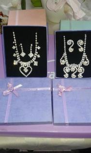 5 X Schmuck Set je 3 Teilig im Original Verpackung, 