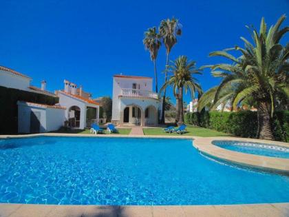 Spanien; strandnahes Ferienhaus mit privatem Pool zu vermieten