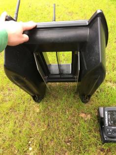 Fischfeeder 3 Futterboot Inkl Echolot Und GPS Carpfishing