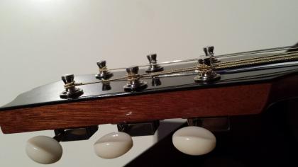 Gibson J50 mit Koffer