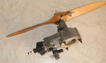 Sehr Seltener Alter Argus Modellmotor