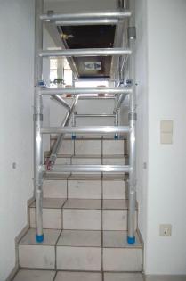 Aluminium Treppenhausgerüst preiswert zur MIETE / Verleih