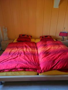 Drei verschiedene Zimmer in einem gemütlichen Ersiger Dorfhaus zu vermieten.