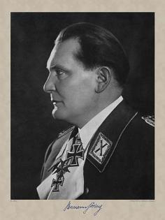 5 handsignierte Bilder der SS,u . a. AH,HG.HH und anderes