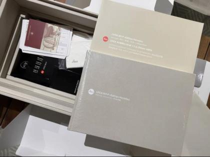 Leica M9-P Hermes Prototype mit Summilux 50mm F1, 4 Asph. neu