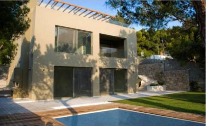 Very exclusive and perfectly maintained Villa in Athens
