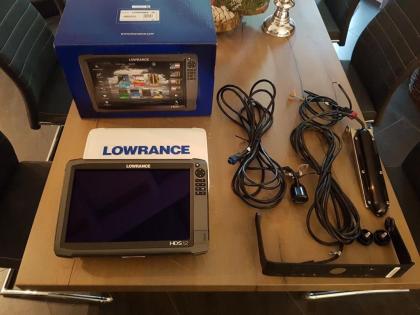 Lowrance HDS 12 GEN3 inkl. Gebern