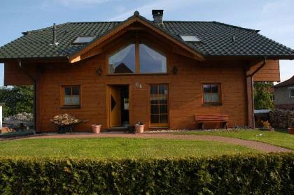 Monteur / Messezimmer Ã¡b 17 €