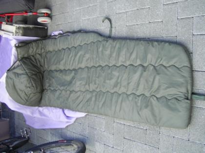 Olivgrünen Schlafsack