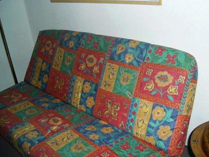 Schlafcouch mit Bettkasten