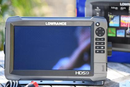 Lowrance HDS 9 Gen 3.CHIRP Echolot