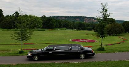 SR Chauffeur und Stretchlimousinenservise