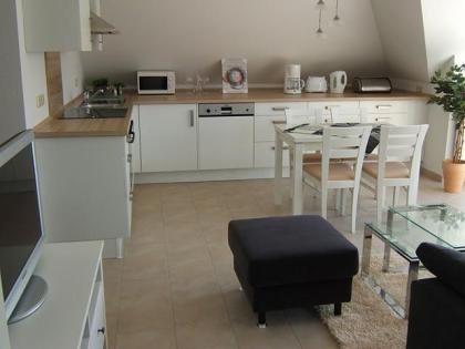 Zingst: 2-Zi-Ferienwohnung SEEWOLF