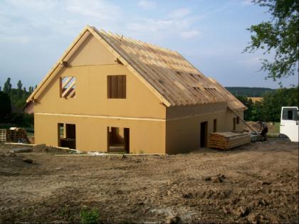 Auftragssuche im Montage von Blockhaus- Fertighausbau