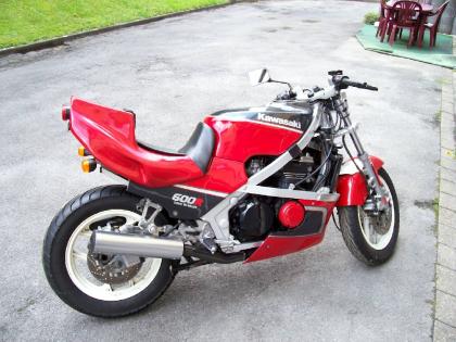 GPZ 600R - Naked Bike 1500 Euro
