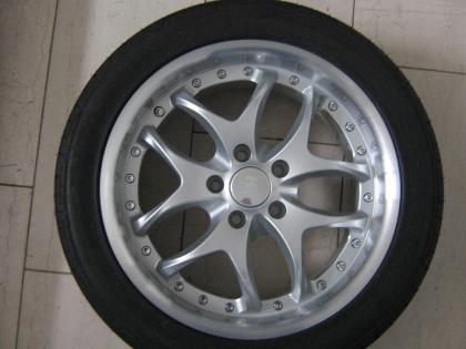 RH Alufelgen 8Jx17 H2 mit 235/45ZR17 für Passat,Golf,Touran