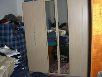 Kleiderschrank VI