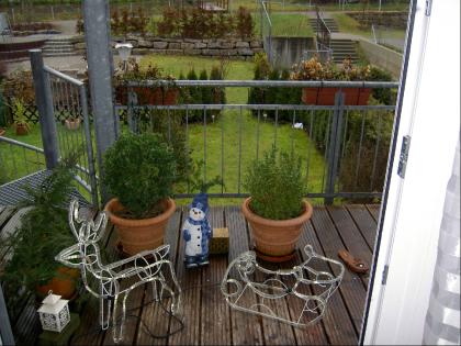   Reihenmittelhaus mit Garten und überdachtem Stellplatz