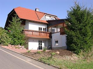 Landhaus mit unverbaub. Fern