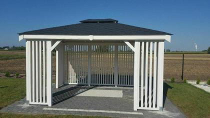 GARTENLAUBE KLEBEDACH MIT HOLZ MIELNO BITUMENSCHINDELN 6x4m