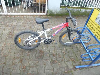 (234) 6 Gang Mountainbike 20 Zoll Rh 30 Gabel gefedert ALU-RAHME