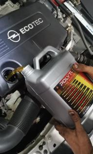 POLYTRON 10W40 Vollsynthetisches Motoröl - Ölwechselintervall 50.000 km