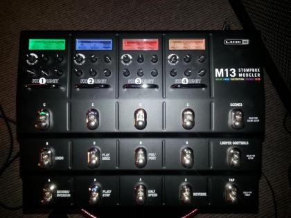 Line 6 M13 Stompbox Modeler (multieffekt pedalboard)