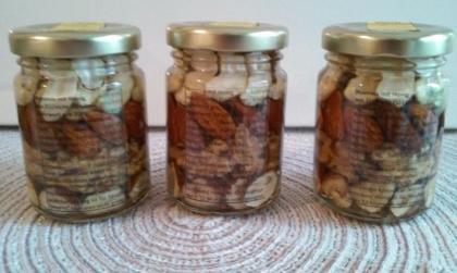 Bio-Nüsse mit Bio-Akazienhonig 125g
