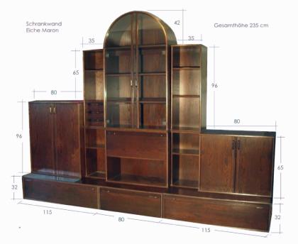  Schrankwand mit Vitrine