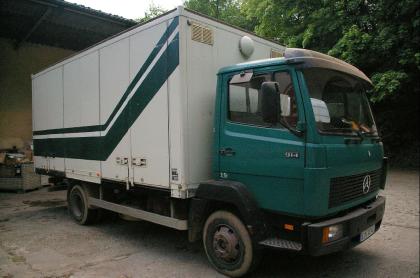 Pferde-Lkw Mercedes Benz 914, Sonderkraftfahrzeug  günstige Steuer