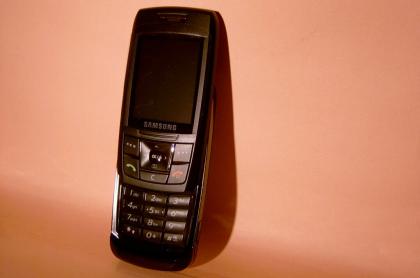 Samsung SGH-E250 Black NEUWARE!