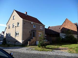 2 Fam.Hs.+Stall+Bauplatz