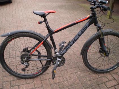 Mountainbike 27-Gang Shimano-Kettenschaltung