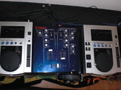  dj equipment