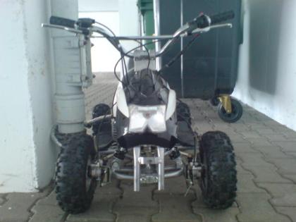 Quad Bike mit Elektrostarter  Modell2021