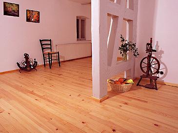 Restposten massive Holzdielen Seekiefer