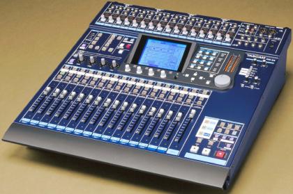 Tascam DM 24 Digitalmixer/Studiomixer