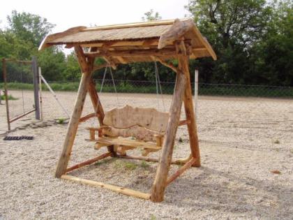 Rustikale Holzmöbel, Garnituren für Garten, Terrasse!