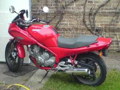 YAMAHA XJ 600S