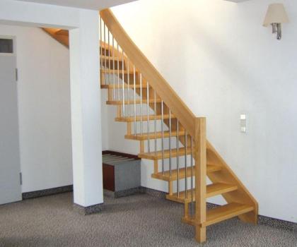 Treppen aus Polen, Holztreppen, Massivholztreppen