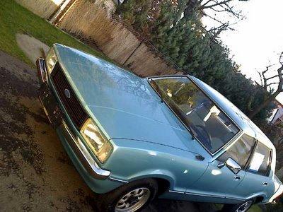 Ford Taunus 1979 teilrestauriert