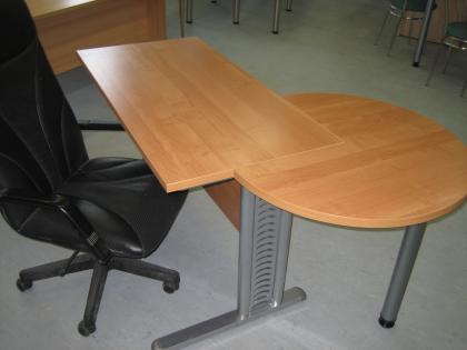 Büromöbel, Schreibtisch, Büroausstattung