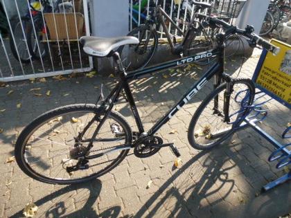 (127) 27 Gang Gabel gefedert 28 Zoll Rh 62 Alu-Rahmen