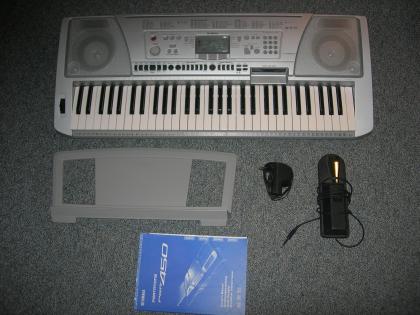 Yamaha PSR-450 in gutem Zustand    