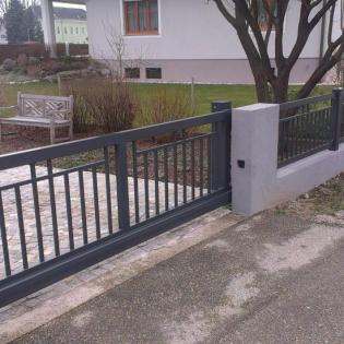 Metalltreppen aus Polen, Gelander, Metallzaune, Tore