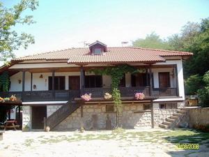  Ein kleines Familienhotel im traditionellen Bulgarischen Stil